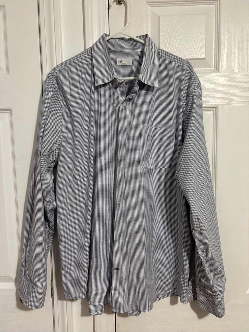 GAP Men's Light Blue Micro-Check Dress Shirt